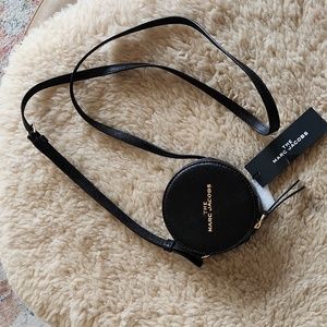 Adorable NWT The Marc Jacobs Black Leather Mini Canteen Crossbody Bag 🖤